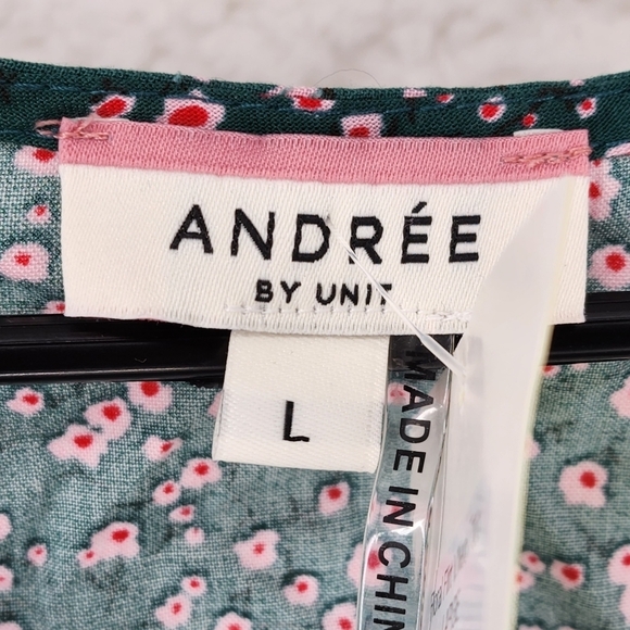 Andrée By Unit Women's V-Neck Ditsy Floral Peplum Hem Blouse Top - L - Picture 3 of 5